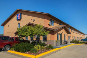 Motel 6-Marshalltown, IA